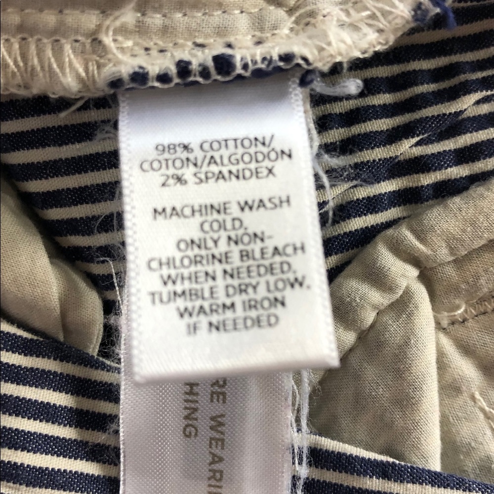 Loft 6” shorts. Blue and white striped. - Picture 5 of 5